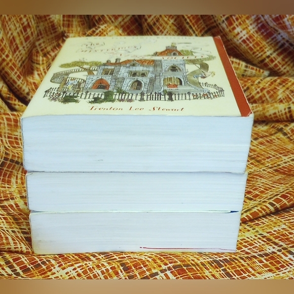 The Mysterious Benedict Society Series By Trenton Lee Stewart - Picture 10 of 10